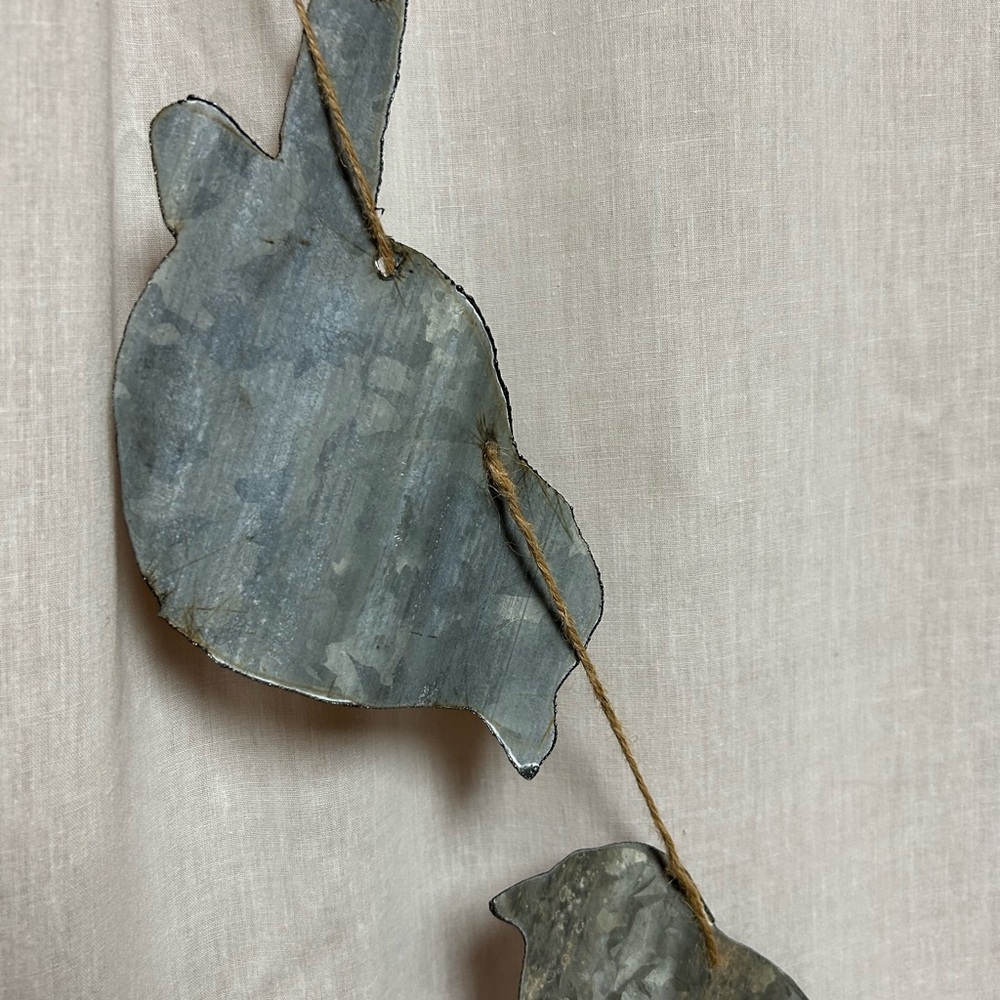 Rustic tin bird garland indoors or outdoors wall decoration shinny one side - Picture 12 of 14